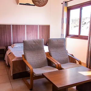 Lakis Court Apartment Larnaka