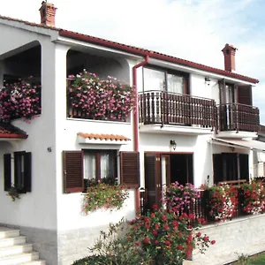 apartments-peric-opatija.primorje-gorskikotar.com/
